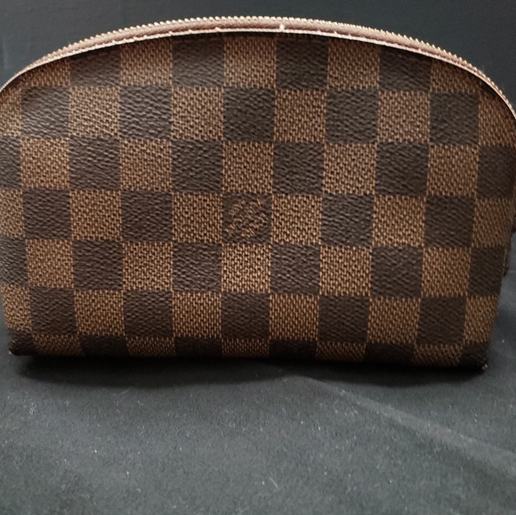Handbags - LV cosmetic pouch
